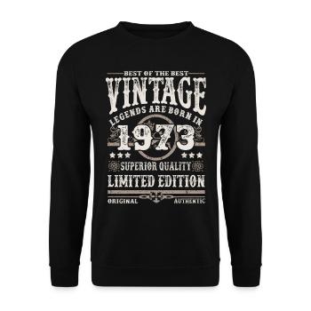 Legenden werden 1973 geboren - Unisex Pullover - Schwarz - Vorne - Alina (178cm) & Michal (187cm)