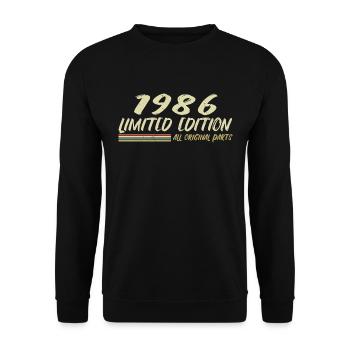 1986 Birthday Gift Idea 1986 - Unisex Sweatshirt - black - Front - Alina (178cm) & Michal (187cm)