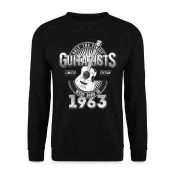 Only the finest Guitarists were born in 1963 - Unisex Pullover - Schwarz - Vorne - Alina (178cm) & Michal (187cm)