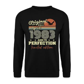 April 1983 Gift | 42nd Anniversary April 1983 - Unisex Sweatshirt - black - Front - Alina (178cm) & Michal (187cm)