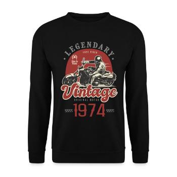 1974 Jahre Jubiläum Vintage Biker Motorrad - Unisex Pullover - Schwarz - Vorne - Alina (178cm) & Michal (187cm)