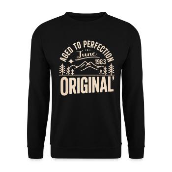 June 1983 – Legend of the Peaks and Mountains - Unisex Sweatshirt - black - Front - Alina (178cm) & Michal (187cm)