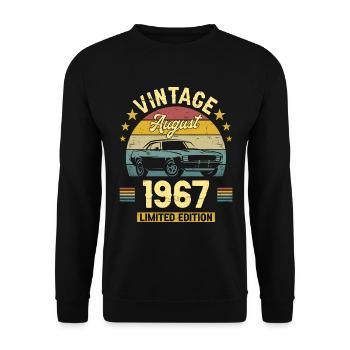Vintage August 1967 55 years anniversary - Unisex Sweatshirt - black - Front - Alina (178cm) & Michal (187cm)