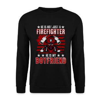Er Ist Nicht Nur Ein Feuerwehrmann - Unisex Pullover - Schwarz - Vorne - Alina (178cm) & Michal (187cm)