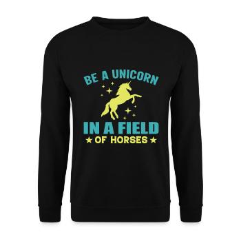 Sei Ein Einhorn Auf Einem Gebiet Der Pferde - Unisex Pullover - Schwarz - Vorne - Alina (178cm) & Michal (187cm)