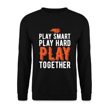 Play Smart Play Hard - Basketball Spruch - Unisex Pullover - Schwarz - Vorne - Alina (178cm) & Michal (187cm)