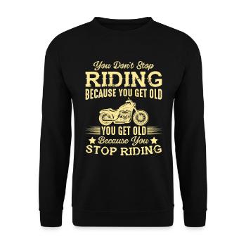 Du Hörst Nicht Auf Zu Fahren Weil Du Alt Wirst - Unisex Pullover - Schwarz - Vorne - Alina (178cm) & Michal (187cm)