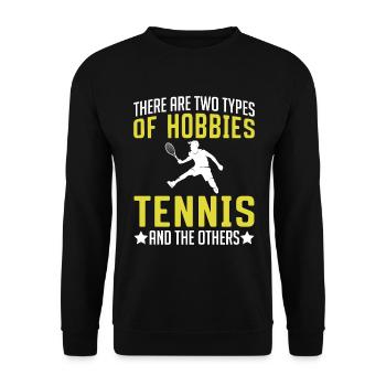 Es Gibt Zwei Arten Von Hobbys Tennis Und Andere - Unisex Pullover - Schwarz - Vorne - Alina (178cm) & Michal (187cm)