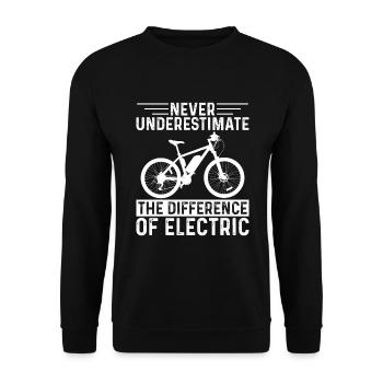 Unterschätzen Sie Niemals Den Unterschied Von Elek - Unisex Pullover - Schwarz - Vorne - Alina (178cm) & Michal (187cm)