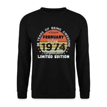 50 Jahre alt Baujahr 1974 Jahrgang Februar 1974 - Unisex Pullover - Schwarz - Vorne - Alina (178cm) & Michal (187cm)