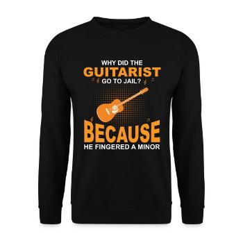 Warum ging der Gitarrist ins Gefängnis? Weil er Finge - Unisex Pullover - Schwarz - Vorne - Alina (178cm) & Michal (187cm)