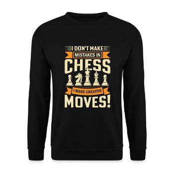 Ich mache keine Fehler im Schach. Ich mache kreativ - Unisex Pullover - Schwarz - Vorne - Alina (178cm) & Michal (187cm)
