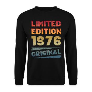 Limited Edition Birthday Party Vintage 1976 - Unisex Sweatshirt - black - Front - Alina (178cm) & Michal (187cm)