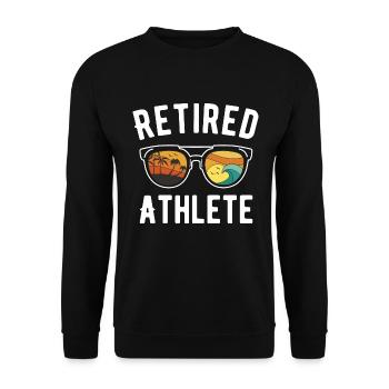 Aktiver Rentner-Sportler mit Sonnenbrille am - Unisex Pullover - Schwarz - Vorne - Alina (178cm) & Michal (187cm)