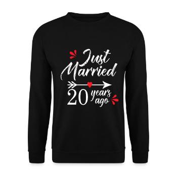 Hochzeitstag 20 Jahre verheiratet seit 20 Jahren - Unisex Pullover - Schwarz - Vorne - Alina (178cm) & Michal (187cm)