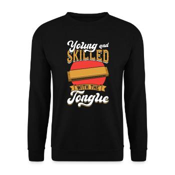 Young And Skilled With The Tongue Harmonica Player - Unisex Pullover - Schwarz - Vorne - Alina (178cm) & Michal (187cm)