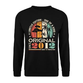 Legendary Since 2012 Born Vintage Birthday - Unisex Sweatshirt - black - Front - Alina (178cm) & Michal (187cm)