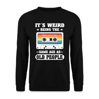 C’est bizarre d’avoir le même âge que les personnes âgées Rétro - Sweat-shirt Unisexe - noir - Devant - Alina (178cm) & Michal (187cm)