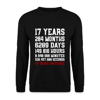 17 Years of being awesome Geschenk 17. Geburtstag - Unisex Pullover - Schwarz - Vorne - Alina (178cm) & Michal (187cm)