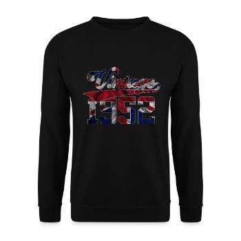 VINTAGE 1952 UK 74TH BIRTHDAY - Unisex Sweatshirt - black - Front - Alina (178cm) & Michal (187cm)