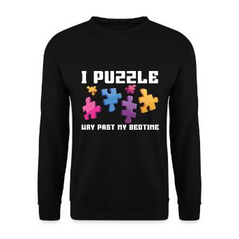 I'm puzzling far beyond my bedtime - Unisex Sweatshirt - black - Front - Alina (178cm) & Michal (187cm)