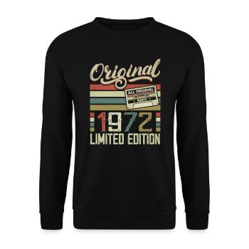 Jahrgang 1972 Retro Geburtstagsgeschenk 1972 - Unisex Pullover - Schwarz - Vorne - Alina (178cm) & Michal (187cm)