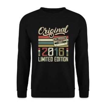 Vintage 2016 Cadeau D'anniversaire Rétro 2016 - Sweat-shirt Unisexe - noir - Devant - Alina (178cm) & Michal (187cm)