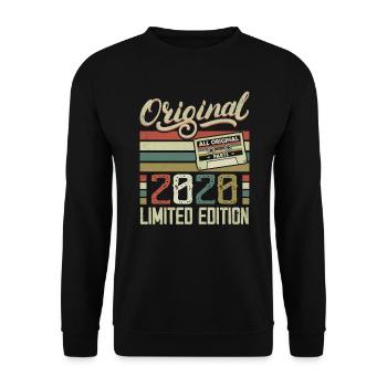 Vintage 2020 Retro Birthday Gift 2020 - Unisex Sweatshirt - black - Front - Alina (178cm) & Michal (187cm)