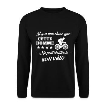 Il y a une chose que cette homme t-shirt vélo - Sweat-shirt Unisexe - noir - Devant - Alina (178cm) & Michal (187cm)