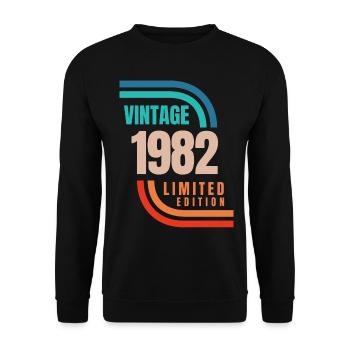 Jahrgang 1982 limitierte Auflage - Unisex Pullover - Schwarz - Vorne - Alina (178cm) & Michal (187cm)