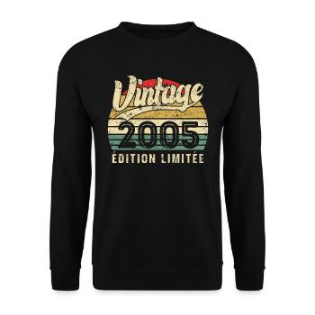 Vintage Geburtstagsgeschenk 2005 Limited Edition - Unisex Pullover - Schwarz - Vorne - Alina (178cm) & Michal (187cm)