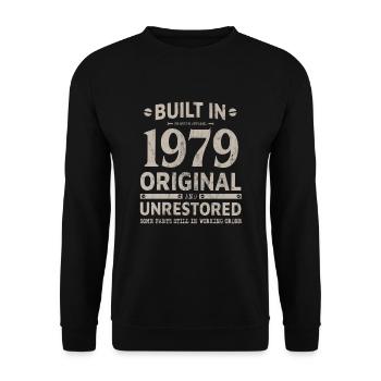 BUILT IN 1979 LUSTIGES 41. GEBURTSTAG GESCHENK - Unisex Pullover - Schwarz - Vorne - Alina (178cm) & Michal (187cm)