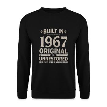 BUILT IN 1967 LUSTIGES 55. GEBURTSTAG GESCHENK - Unisex Pullover - Schwarz - Vorne - Alina (178cm) & Michal (187cm)