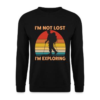 Männlicher Wanderer Ich bin nicht verloren im Erkundung - Unisex Pullover - Schwarz - Vorne - Alina (178cm) & Michal (187cm)
