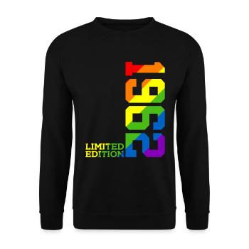 LGBTQ 1962 RAINBOW QUEER 64TH BIRTHDAY PRIDE - Unisex Sweatshirt - black - Front - Alina (178cm) & Michal (187cm)