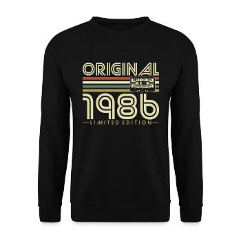1986 Vintage Vintage Rétro Cadeau d’anniversaire - Sweat-shirt Unisexe - noir - Devant - Alina (178cm) & Michal (187cm)