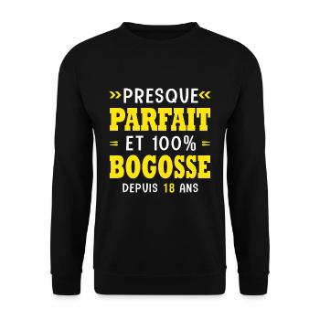 18 ans Parfait bogosse 18e anniversaire majorité - Sweat-shirt Unisexe - noir - Devant - Alina (178cm) & Michal (187cm)
