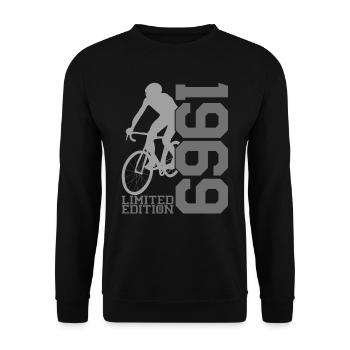 1969 Limited Edition - Radikales Retro - Unisex Pullover - Schwarz - Vorne - Alina (178cm) & Michal (187cm)