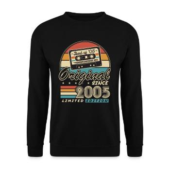 Original since 2005 Vintage Gift Birthday - Unisex Sweatshirt - black - Front - Alina (178cm) & Michal (187cm)