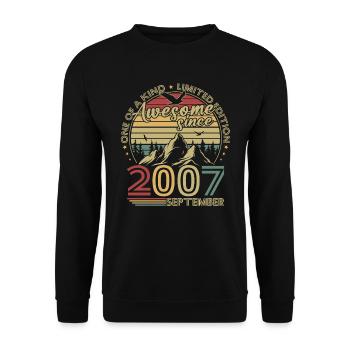 Vintage September 2007 Retro Birthday Gift - Unisex Sweatshirt - black - Front - Alina (178cm) & Michal (187cm)