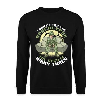 Gamer Gaming Video Games Videospiele - Unisex Pullover - Schwarz - Vorne - Alina (178cm) & Michal (187cm)