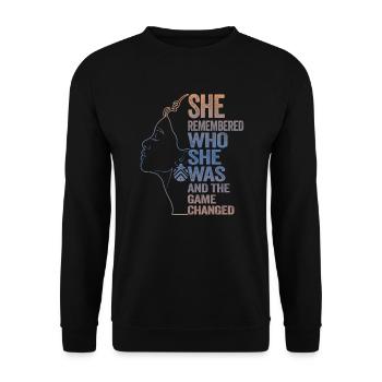 She Remembered Who She Was And The Game Changed - Unisex Sweatshirt - black - Front - Alina (178cm) & Michal (187cm)