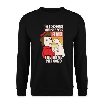 Elle s’est souvenue de qui elle était et le jeu a changé - Sweat-shirt Unisexe - noir - Devant - Alina (178cm) & Michal (187cm)