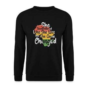 She Remembered Who She Was And The Game Changed - Unisex Sweatshirt - black - Front - Alina (178cm) & Michal (187cm)