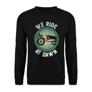 We Ride At Dawn Dad Lawn Mower Make Laugh Day Yard - Unisex Pullover - Schwarz - Vorne - Alina (178cm) & Michal (187cm)
