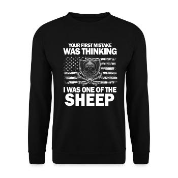 Your first Mistake was thinking I was one of the - Unisex Pullover - Schwarz - Vorne - Alina (178cm) & Michal (187cm)
