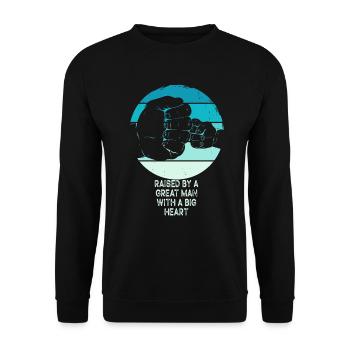 Aufgezogen von einem großen Mann mit einem großen Herzen Vatertag - Unisex Pullover - Schwarz - Vorne - Alina (178cm) & Michal (187cm)