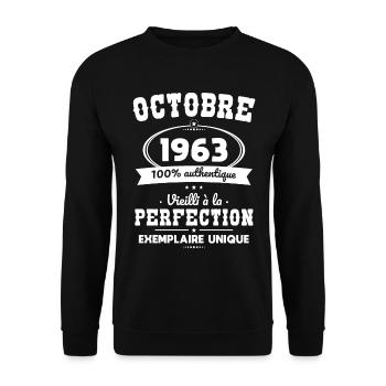 Anniversaire 60 ans - Octobre 1963 Perfection - Sweat-shirt Unisexe - noir - Devant - Alina (178cm) & Michal (187cm)