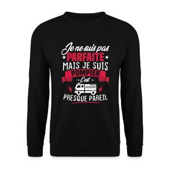Pas parfaite mais je suis pompier - Cadeau pompier - Sweat-shirt Unisexe - noir - Devant - Alina (178cm) & Michal (187cm)