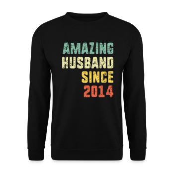 Amazing Husband Since 2014 Retro 6 Years Wedding A - Unisex Sweatshirt - black - Front - Alina (178cm) & Michal (187cm)